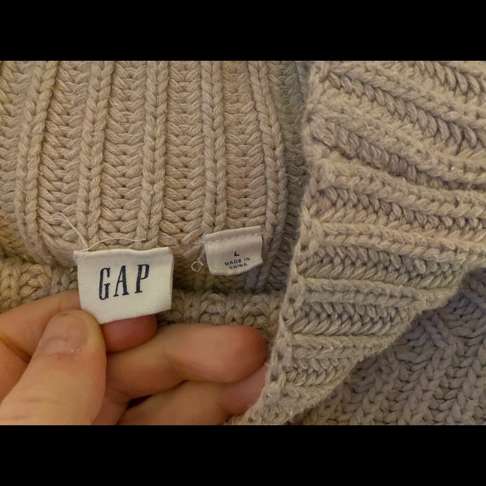 GAP Knit Oversized Tan Sweater - Size L 🖤 - Picture 8 of 9